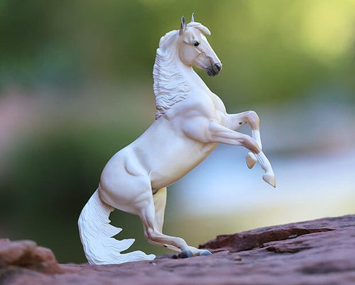 Breyer Cloud 30th Anniversary Edition