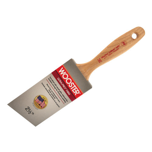 Wooster Brush Ultra/Pro Firm Lindbeck Sable Angle Paintbrush 2-1/2